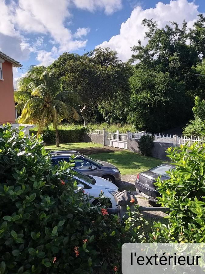 Aquaverde Eco Et Confort- Bas De Villa Avec Jardin Et Parking Le Gosier  Kültér fotó